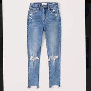 BNWT Abercrombie & Fitch curve love med destroy high rise skinny jeans - 31s/12s